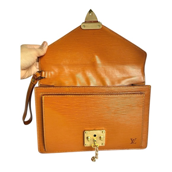 LOUIS VUITTON Epi Leather Sellier Dragonne Women’s Clutch Bag Brown Vintage - Picture 5 of 16